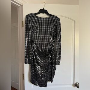 STUNNING Bloomingdale’s dress (brand is Aqua Dresses) size 4